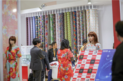 數碼微工廠助服裝業可持續創新，日本理光在滬展示多款黑科技